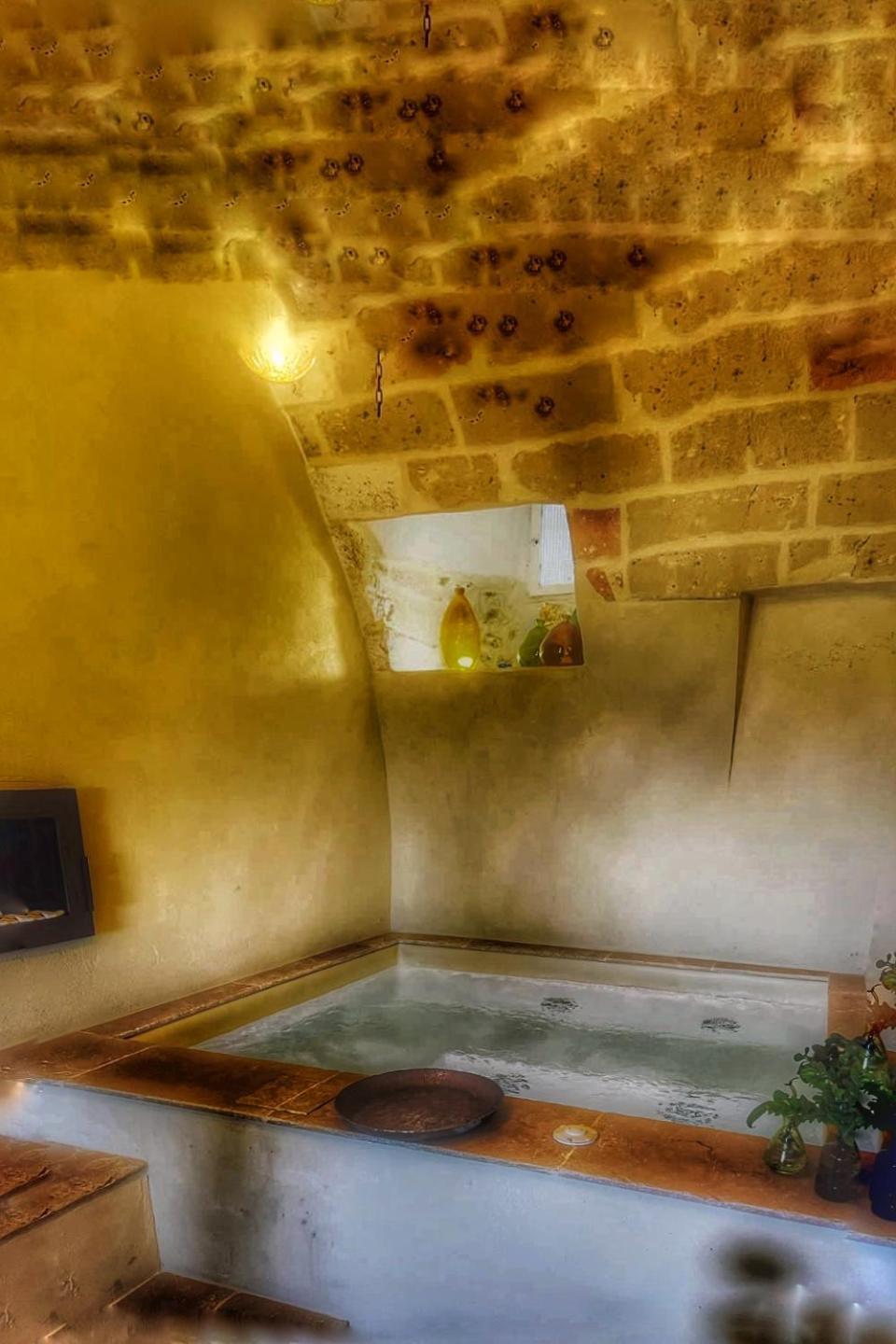 Camilla Luxury Suite Ostuni Eksteriør billede