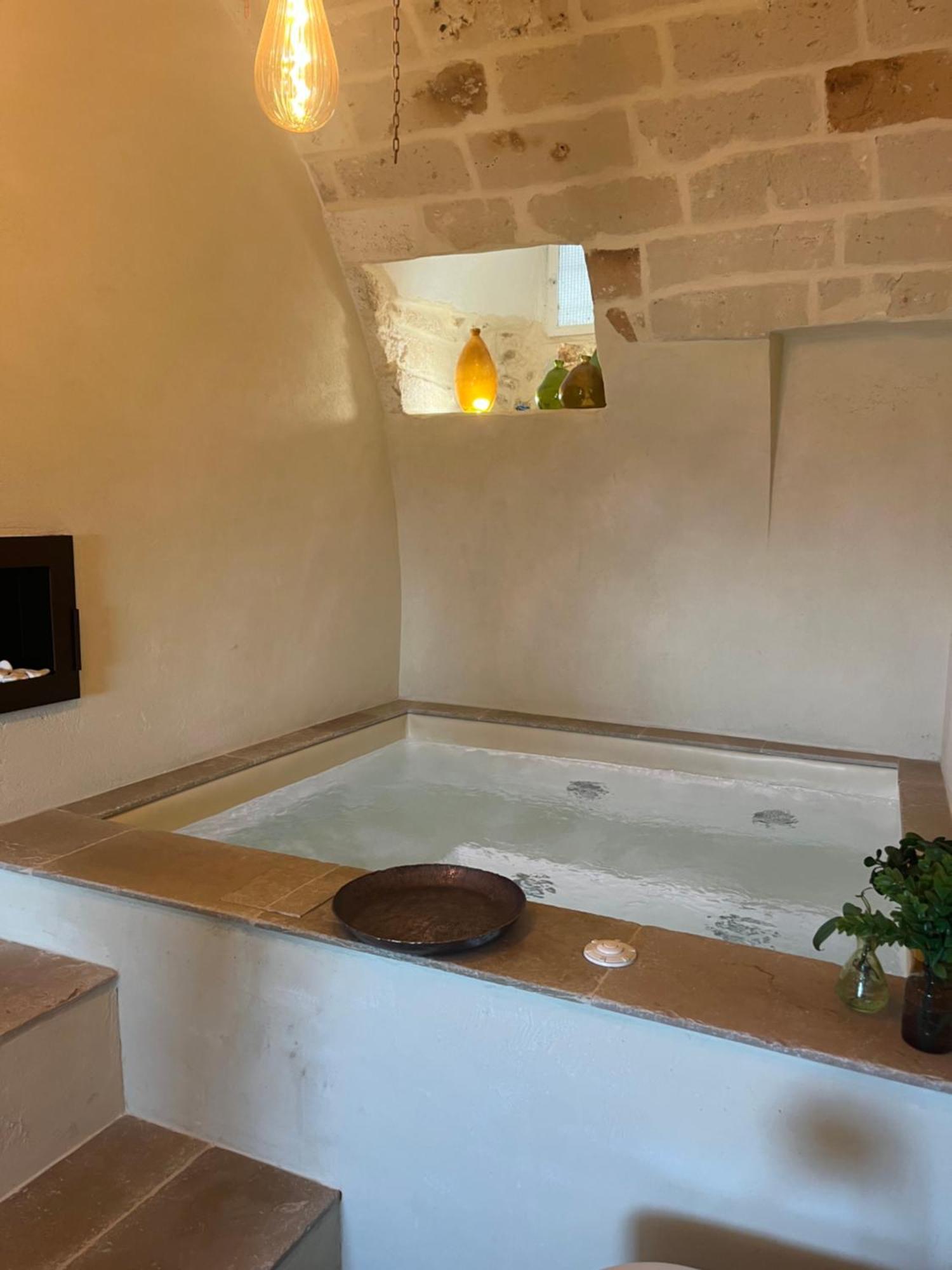 Camilla Luxury Suite Ostuni Eksteriør billede